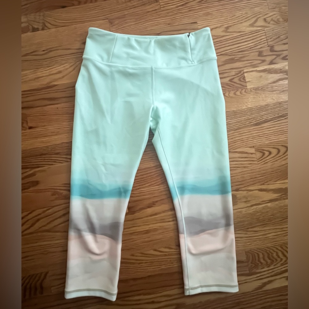 Calia by Carrie Underwood Leggings Size M